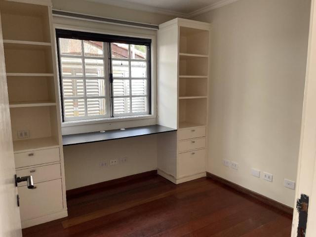 Casa para Venda em Cotia - 2