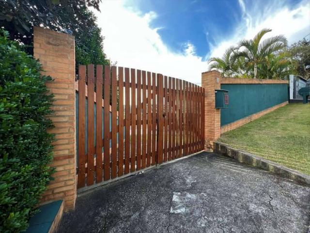 Casa para Venda em Carapicuíba - 2