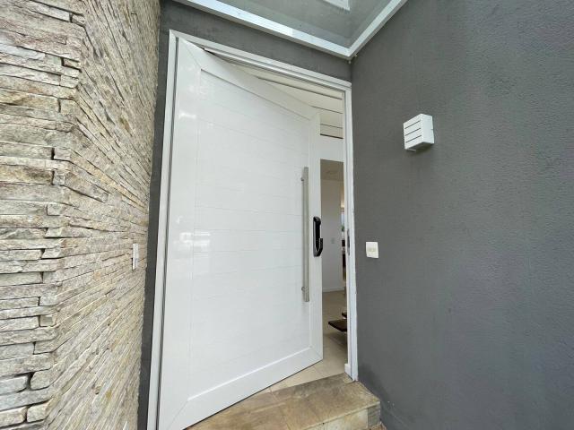 #2393 - Casa para Venda em Cotia - SP