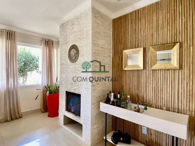 Casa para Venda em Jandira - 2
