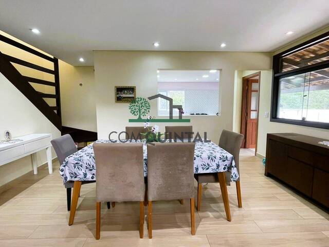 Casa para Venda em Embu das Artes - 4
