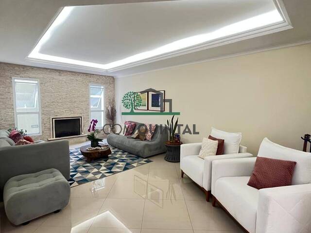 Casa para Venda em Jandira - 2