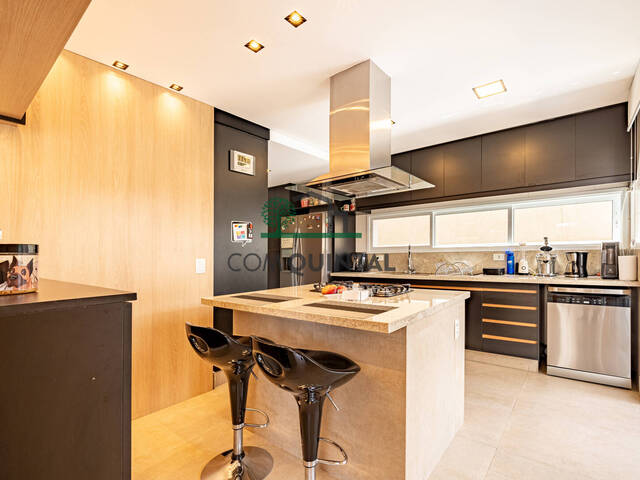 Casa para Venda em Santana de Parnaíba - 3