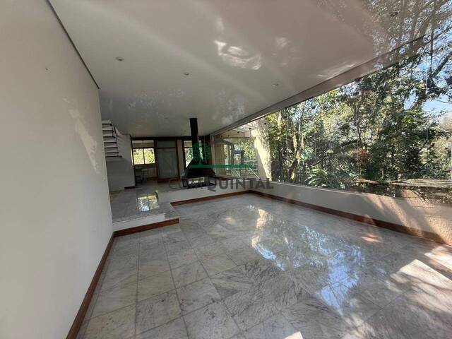 Casa para Venda em Jandira - 2