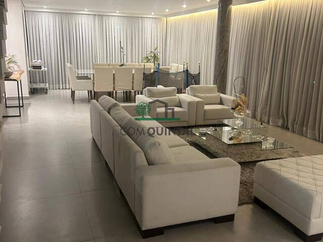 Casa para Venda em Jandira - 2