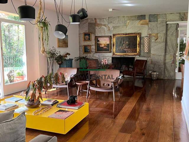 #619 - Casa para Venda em Cotia - SP