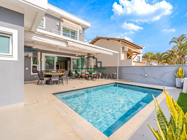 Casa para Venda em Santana de Parnaíba - 4