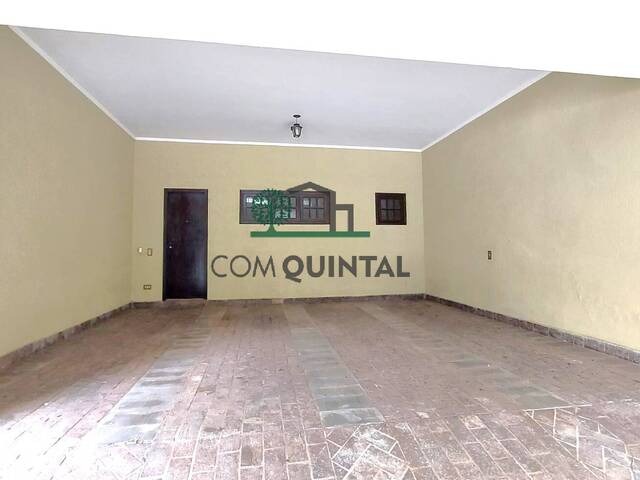 Casa para Locação em Cotia - 2