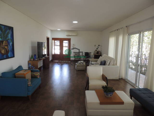 Casa para Venda em Santana de Parnaíba - 3