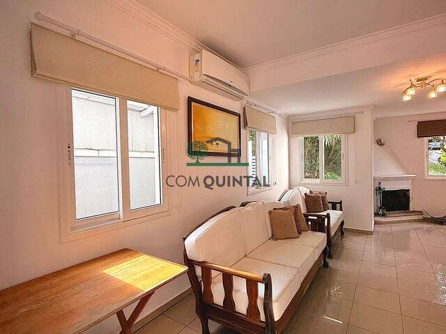 #3211 - Casa para Venda em Jandira - SP