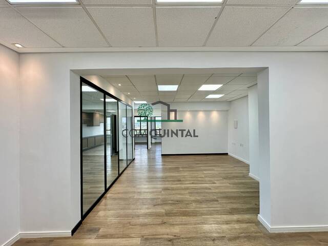 Sala para Locação em Cotia - 4