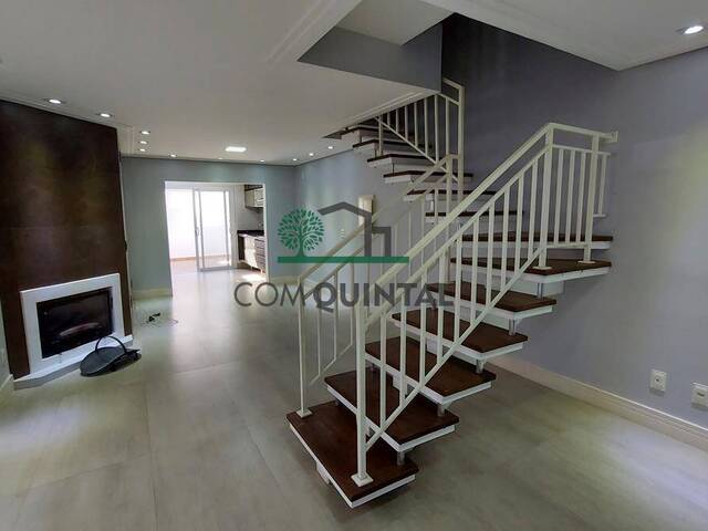 Casa para Locação em Cotia - 2