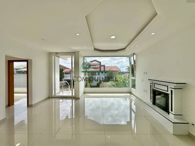 Casa para Venda em Cotia - 2