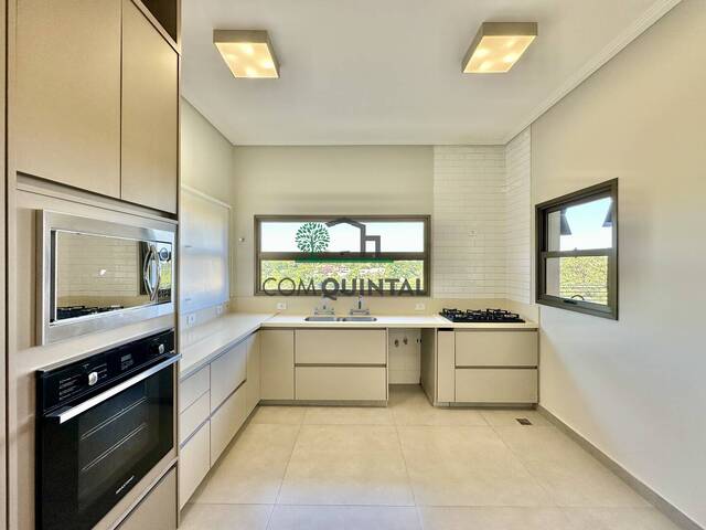 Casa para Venda em Carapicuíba - 2