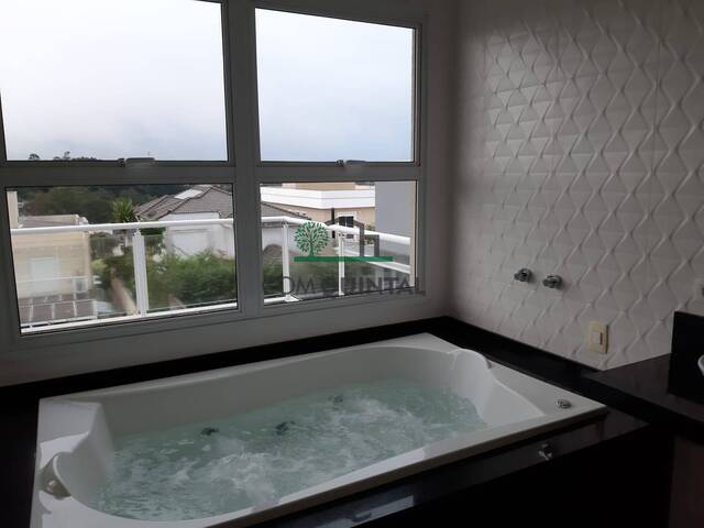 Casa para Venda em Jandira - 2